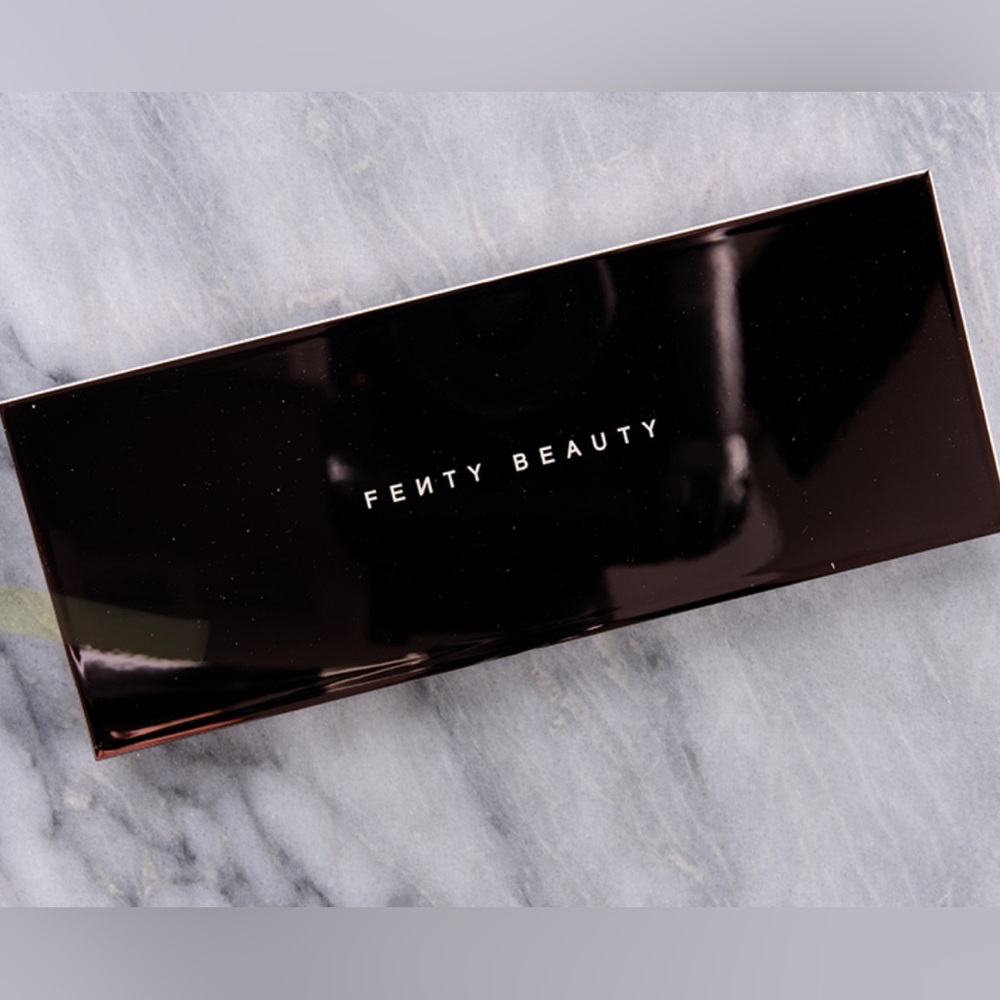 Fenty Beauty Triple Dip Diamond Bomb Diamond Veil Palette - Picture 4 of 5